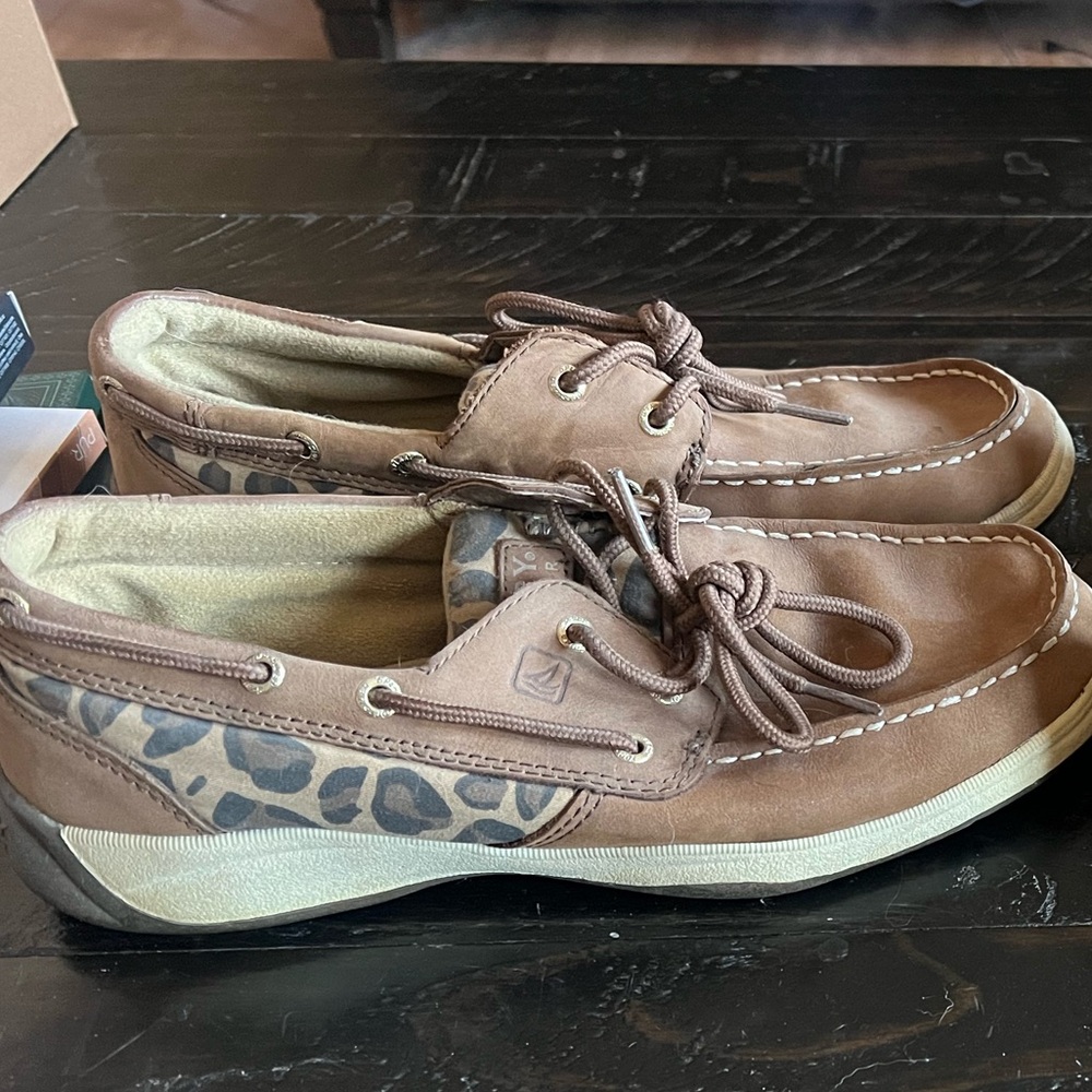 Cheetah Sperrys - Picture 2 of 2
